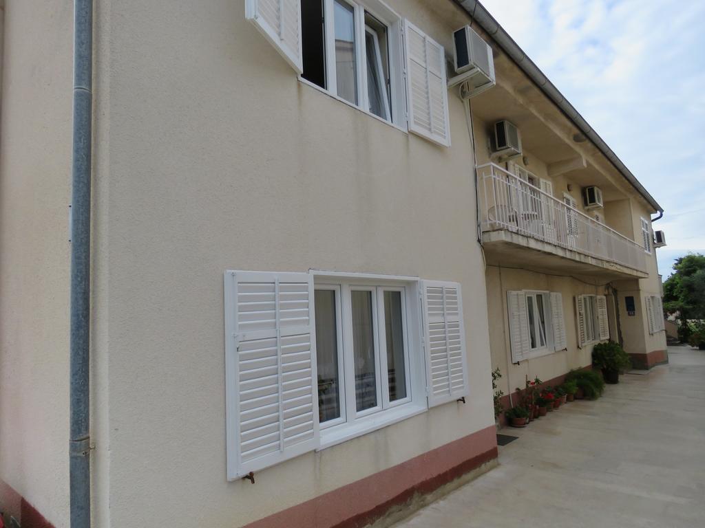 Guest House Miro 노바야 외부 사진