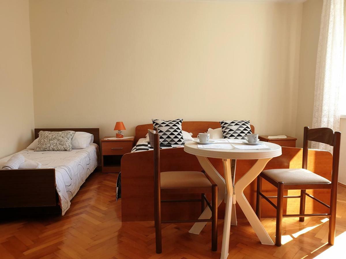 Guest House Miro 노바야 외부 사진